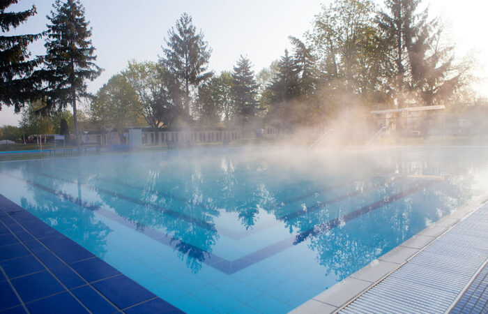 How to Heat a Swimming Pool?