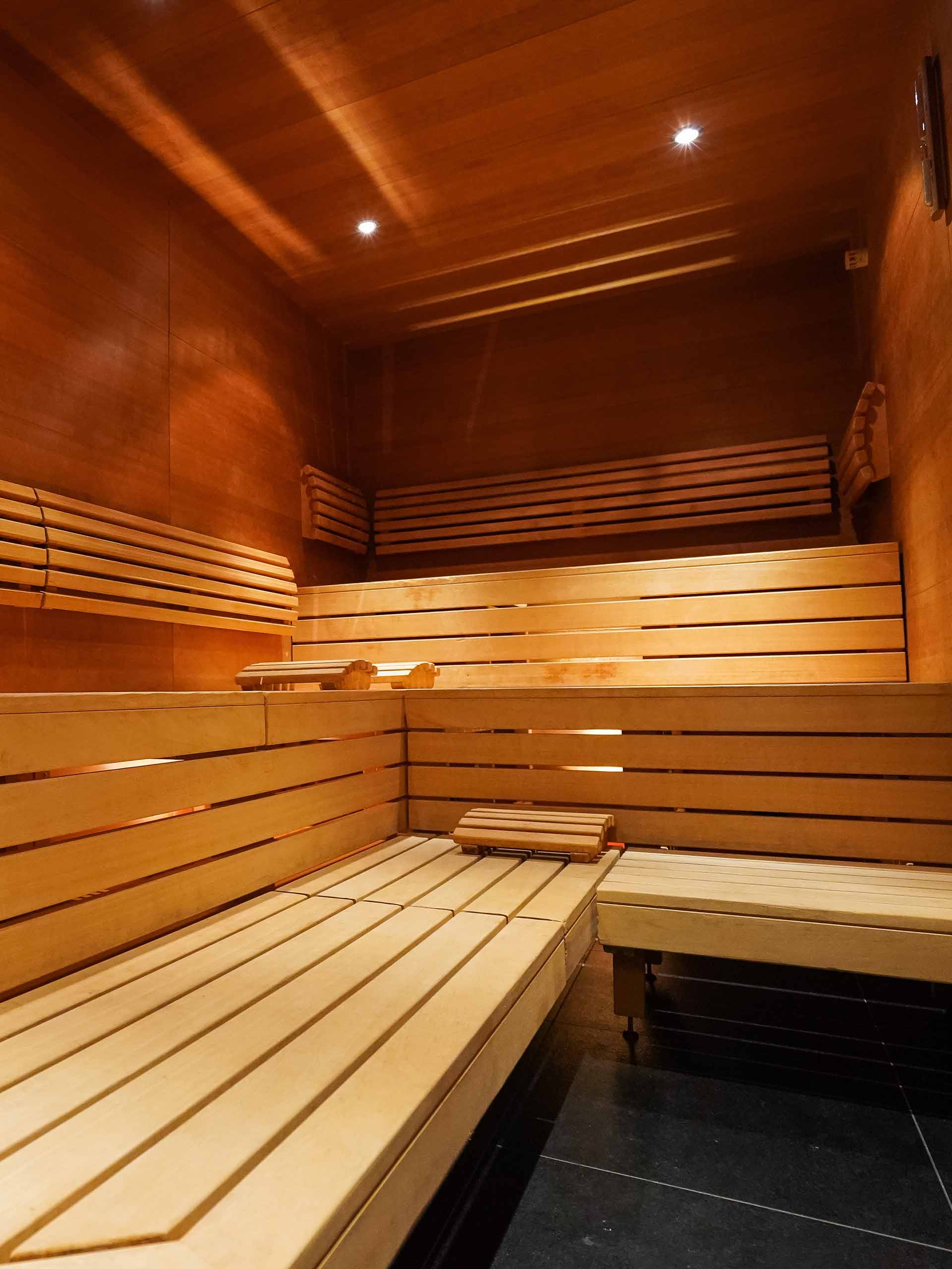 Neunburg Sauna: A Sanctuary of Sauna Luxury and Elegance